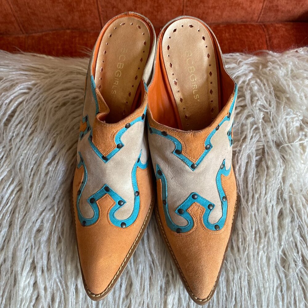 BCBG Women's sz 6.5B Western Style Slide Mule Heel Shoes Multicolored